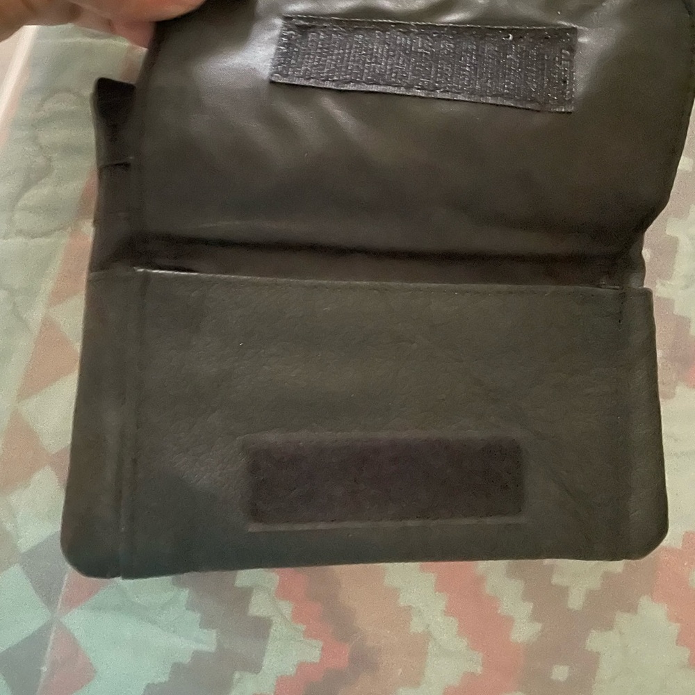 Purse - Picture 2 of 2